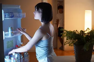 Chị cô vợ cãi nhau với chồng yêu đến nhà con ghệ ở rồi quan hệ luôn gã chồng em gái