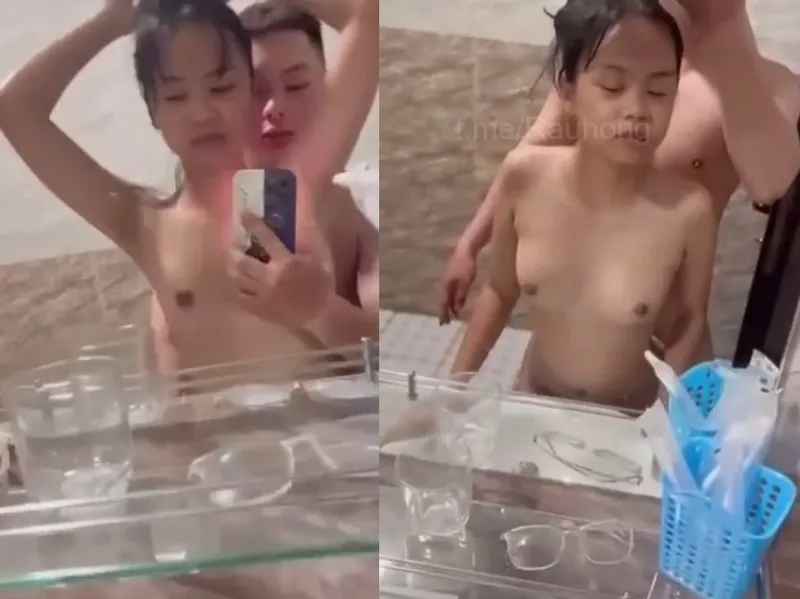 Dáng mảnh em cùng anh người yêu địt trước gương quay kỉ niệm